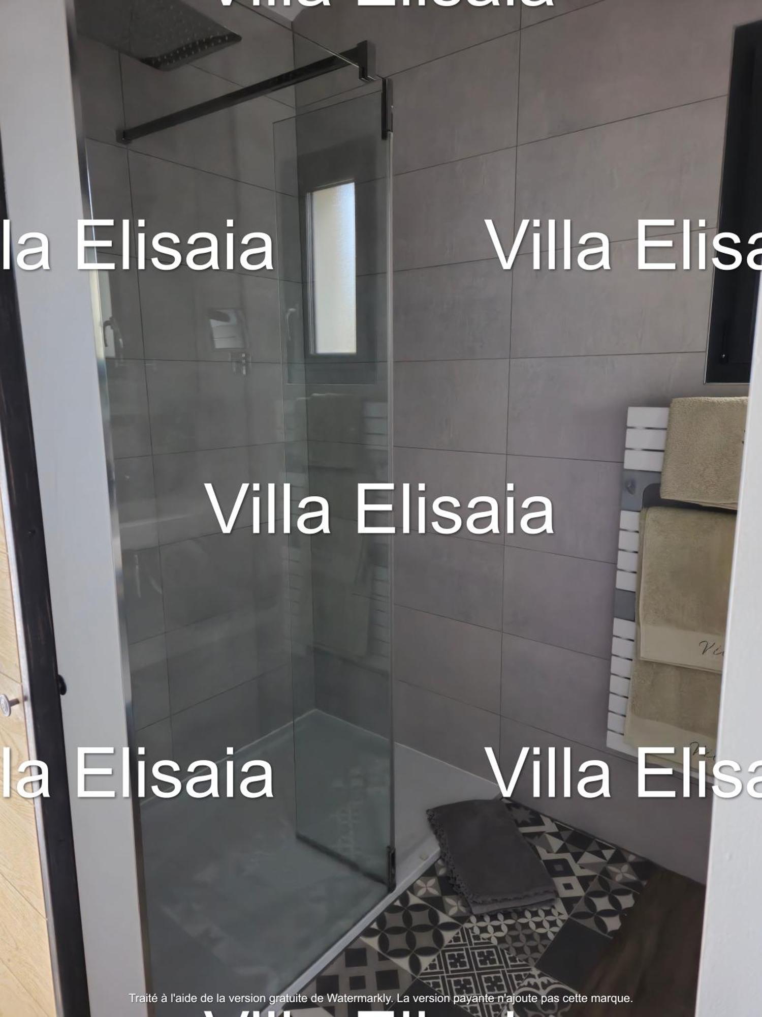 Apartment Elisaia Location De Meubles De Tourisme Ares